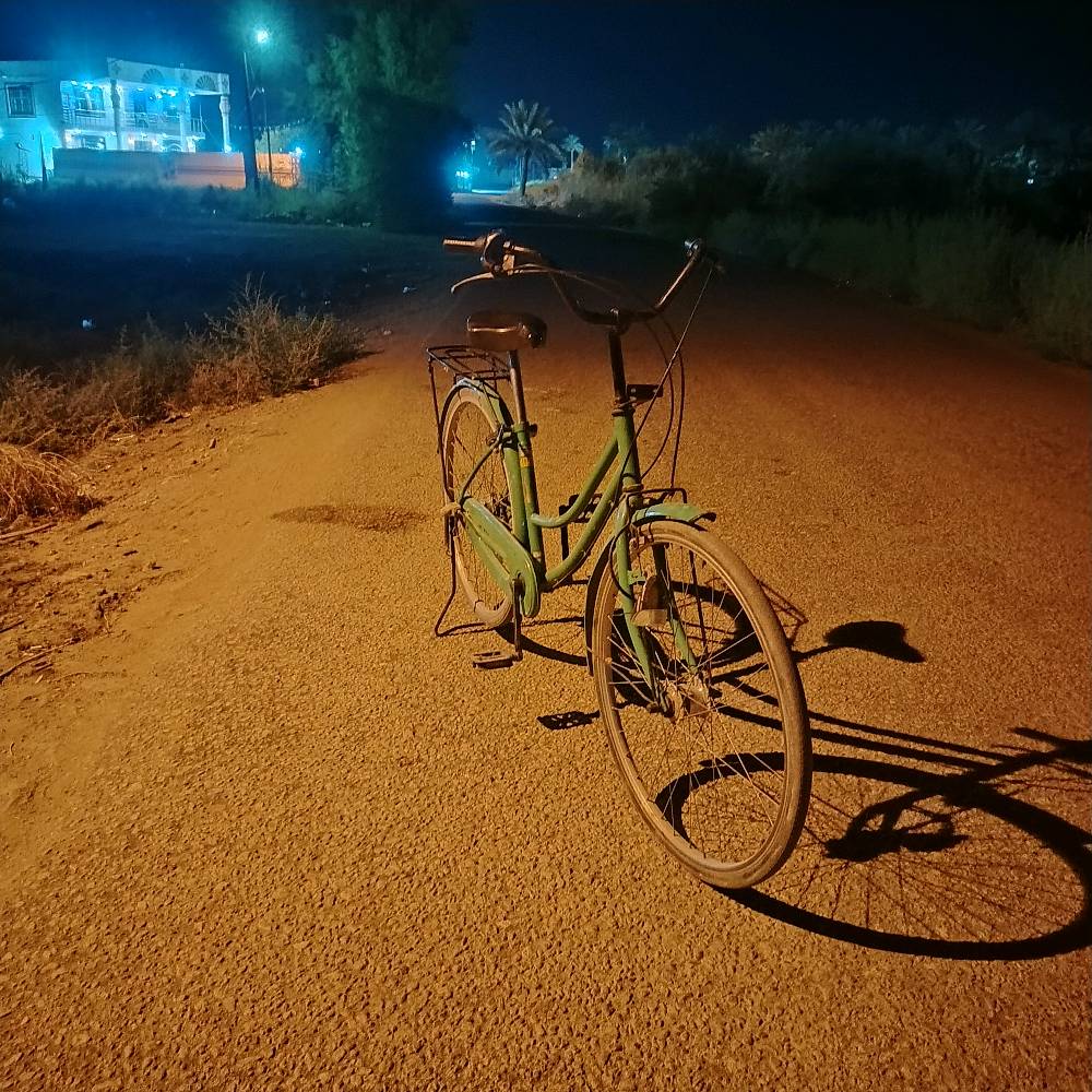 كربلاء طويريج بايسكل نضيف حلو مرتب موديل 18 لون اخضر السعر 75 قابل للتفاوض 