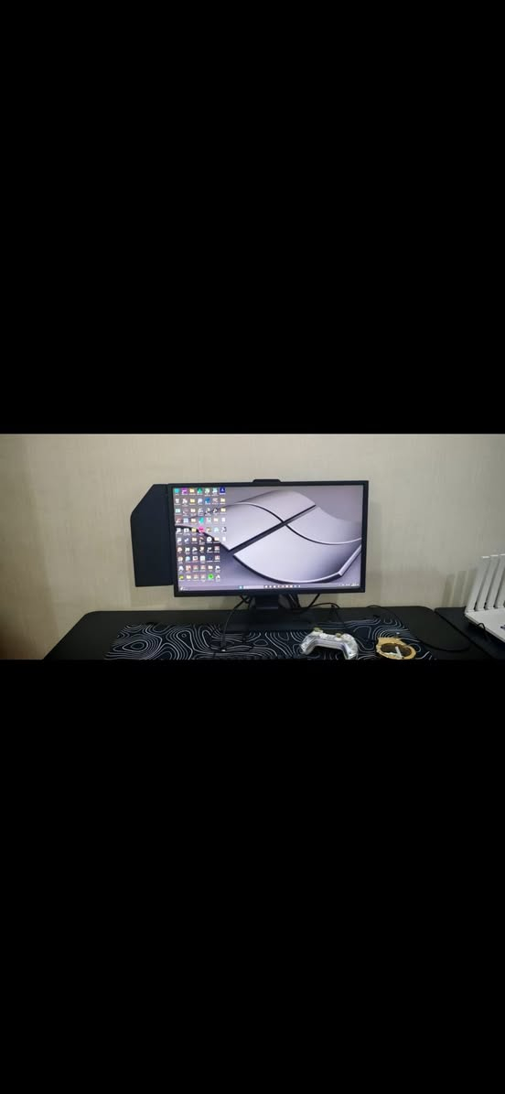📺 للبيع: شاشة BenQ ZOWIE XL2540 الاحترافية
أقوى شاشة لألعاب الشوتر والتنافس (240Hz)
​الموديل: XL2540.
​السرعة: 240Hz (سلاسة فائقة).
​الحجم: 24.5 بوصة.
​الاستجابة: 1ms
​الحالة: نظيفة جداً وشغالة 100%.
***********
بغداد
