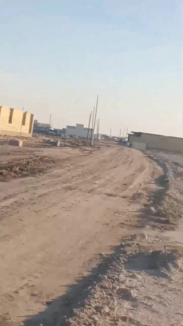 قطعة البيع مساحه 600متر 

السبل النزل الثانيه قرب مكتب الخيمه مكتب ابو ساره 

ماي وكهربا وشارع سبيس 

سعر 12بيه مجال قليل 

بصف ركن هذه ركن قطعه 1000متر هي بصف ركن 

اسنتساخ المنشور وتعال خاص

***********
