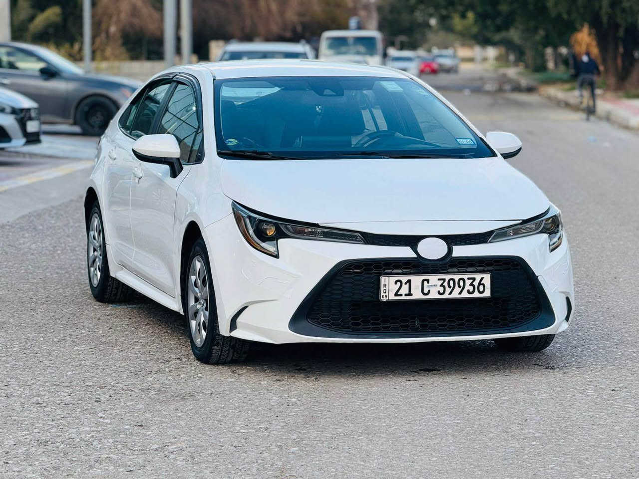 سلام وعليكم اخوان 
كورلا 
موديل 2020
مواصفات ال اي 
سياره جديده شرط 
مابي برغي نقص 
تخم تاير 
رقم سنويه جديد لحد 2030
بدون ايرباك. سياره 
بدون دواخل شرط 
مكان سياره ديالى خانقين 
السعر 135 ومجال بسيط 
*********** خناقين, ديالى
