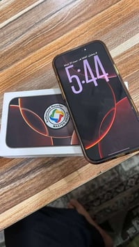 ايفون 16 برو ماكس ذاكره 256 بطاريه 92 عدد دورات 459 جهاز ماستر  كارتون...