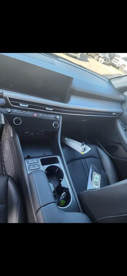 سوناتا مديل 25 بدون رقم السعر 155 وسونار ماله موجود بلصور الشراي يتصل *********** مكاني البصرة الحيانية (غاز خط واحد)
