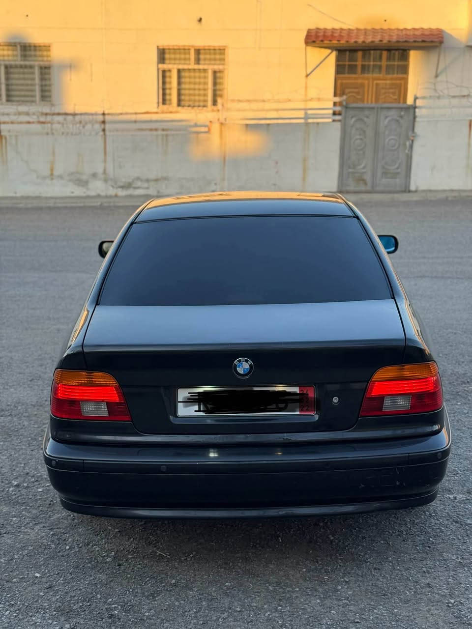 بیئێم سەقەر مۆدیل٢٨/٦/٢٠٠٠  مەنەفیست ئەسلی پاکانە هەولێر خرامە بەشەرت هەموو گیانی لەسەر بیلادە قەپات مواسەفات تەنها سلایت نیە گێر مەکینە کارەبای ئەی بیئیس تەبریت چوار تایەی نوی لەسەرە توندو تۆل یەک چرکەی تیانیە  سبوخ سەقفو حیزام بێ لێدران بێ قەپو قۆپە ٢٠٢٣ داخل بوە ژم.*********** شقلاوة, أربيل
