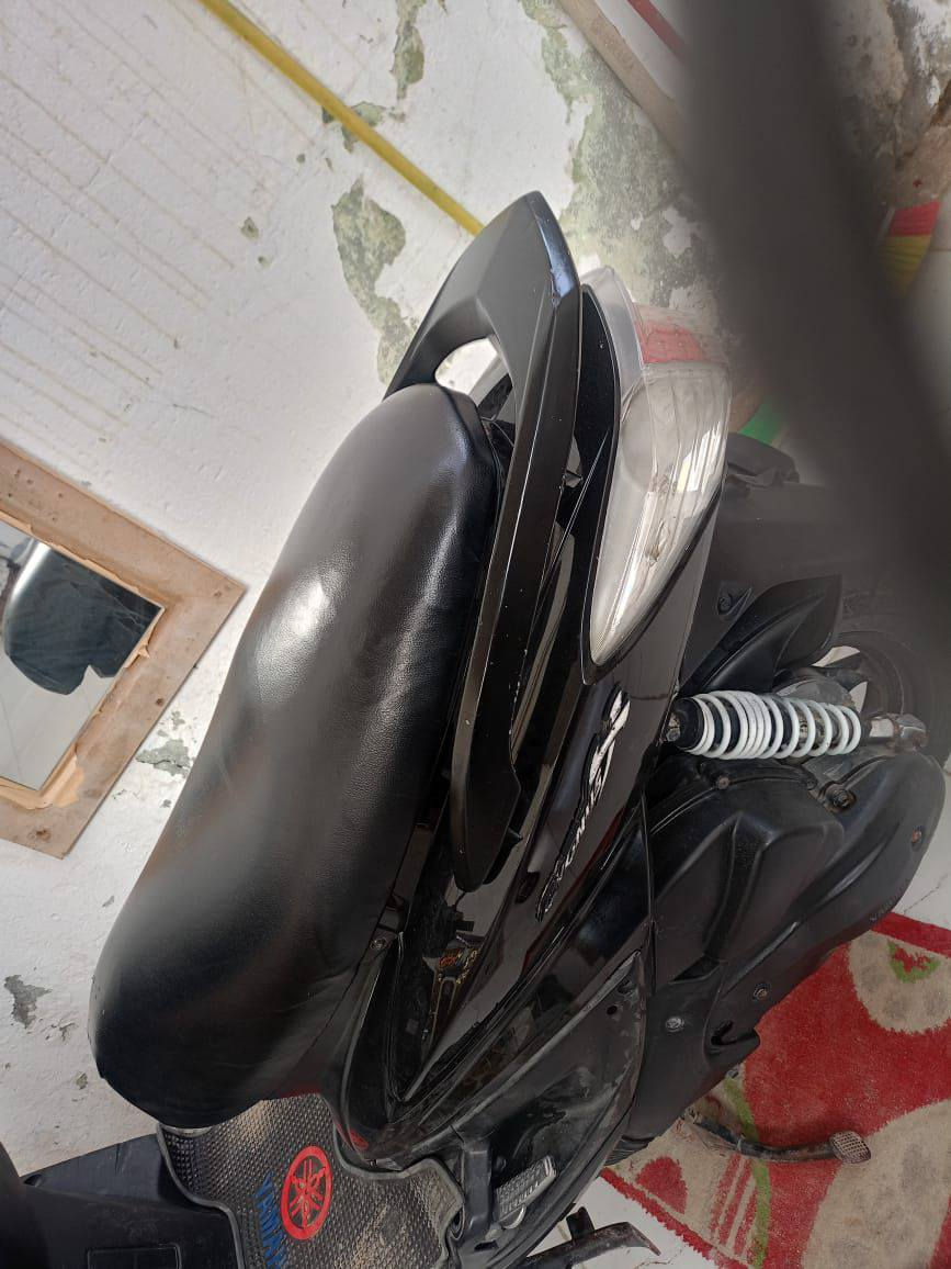 السلام عليكم دراجه البيع سكنس فحل نوزل مكينه خرسه كله شغال كله بلادي مكاني حله رقمي ***********2
