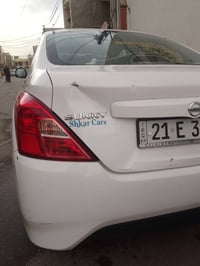 نيسان سني 2020 ام البليته الزرقه ماشيا 65الف حقيقي  السياره بعدها جديد...