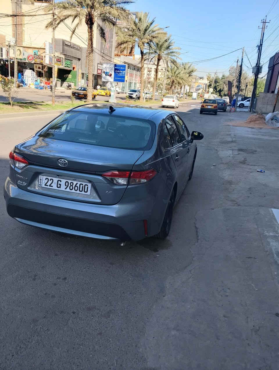 للبيع كورلا LE 
السعر145 بيها مجال 
 
موديل 2022 
الون بحري
بجم كبس
تحكم ستيرن 
تثبيت سرعه 
كاميرا خلفي 
لايتات بلاديه 
حجر شركة 
ماشيه 83 حقيقي 
تايرات وياله شركة 
صدر امامي خلفي جديد
كير مكينه بشرط
رقم أربيل باسمي 
السونار ورقم الشاصي موجود بلمنشور 
SYFEPMAE6NP321556
مكان سياره بغداد .  رقم تليفون ***********
