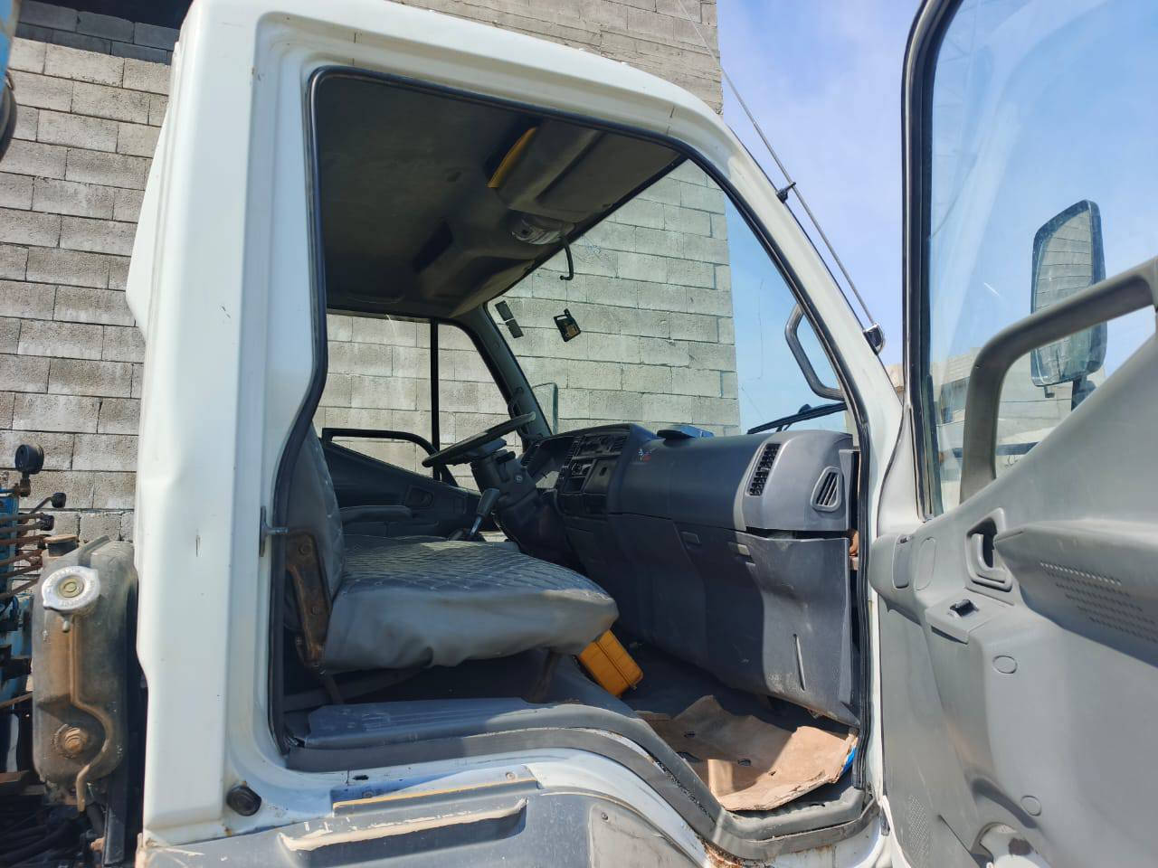 السلام عليكم
كرين مسيبوشي فوسو للبيع صطحة 
موديل 92 
بودي نزال ياباني جك واحد وجب
3سليت مخالف  3600  ول رابع يدوي 
محرك 6سلندر
6استدات
السيارة بسمي ومثبت بل سنوية كرين تحويل ثاني يوم هزة جديدة 26 السنوية لحد 29
  مكان السيارة  موصل
الرقم
*********** بي واتساب
