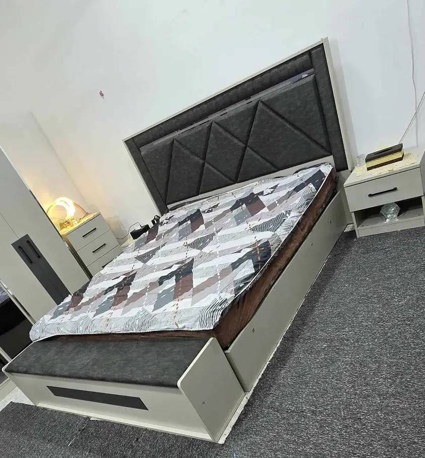 غرفه نوم استعمال ٤ اشهر نضافه فول لون رصاصي وبيجي


**إذا كنت صاحب هذا الإعلان وتريد حذفه لأي سبب، رجاءا أرسل رسالة إلى الدعم الفني**