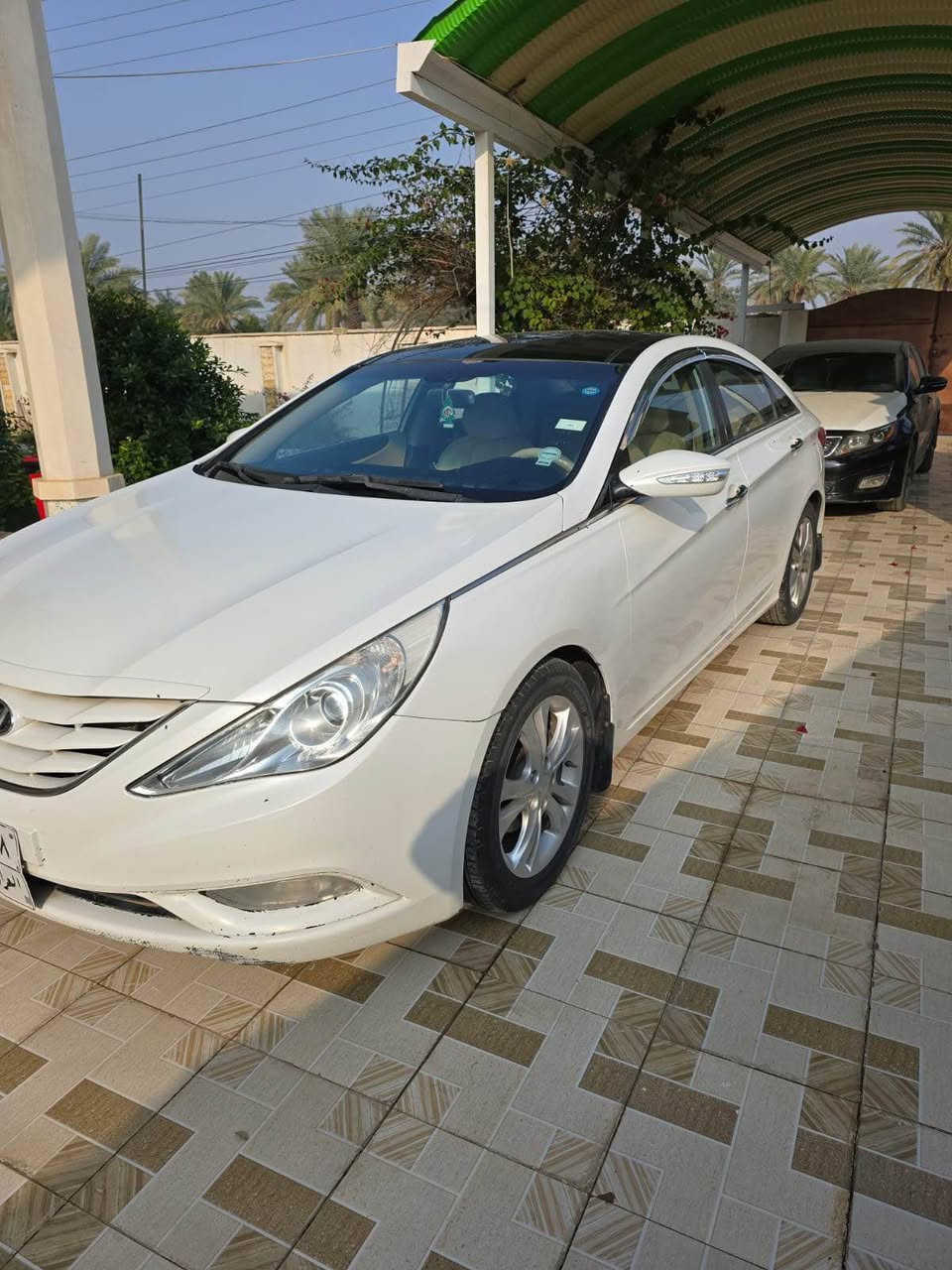 السلام عليكم 
سوناتا موديل 2010 للبيع
جديده بمعنى الكلمه مكينة 2400 بانوراما  السياره رقم سليمانيه اتريد وكاله اتريد تحويل السياره بيه بس فقط بنيد صبغ والباقي كله مكفول 
مال جناي حتى تعديل على البارد مابيه كلش حلوه السعر ١٢٠وبيها مجال للطيبين
مكاني بابل 
اتصال على الرقم او واتساب متواجد *********** حلة, بابل
