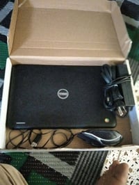 حسابه DELL حلوه نضيفه مستعمل قيلل  شاحنه الصليه مالته وماوس وياه كامله...