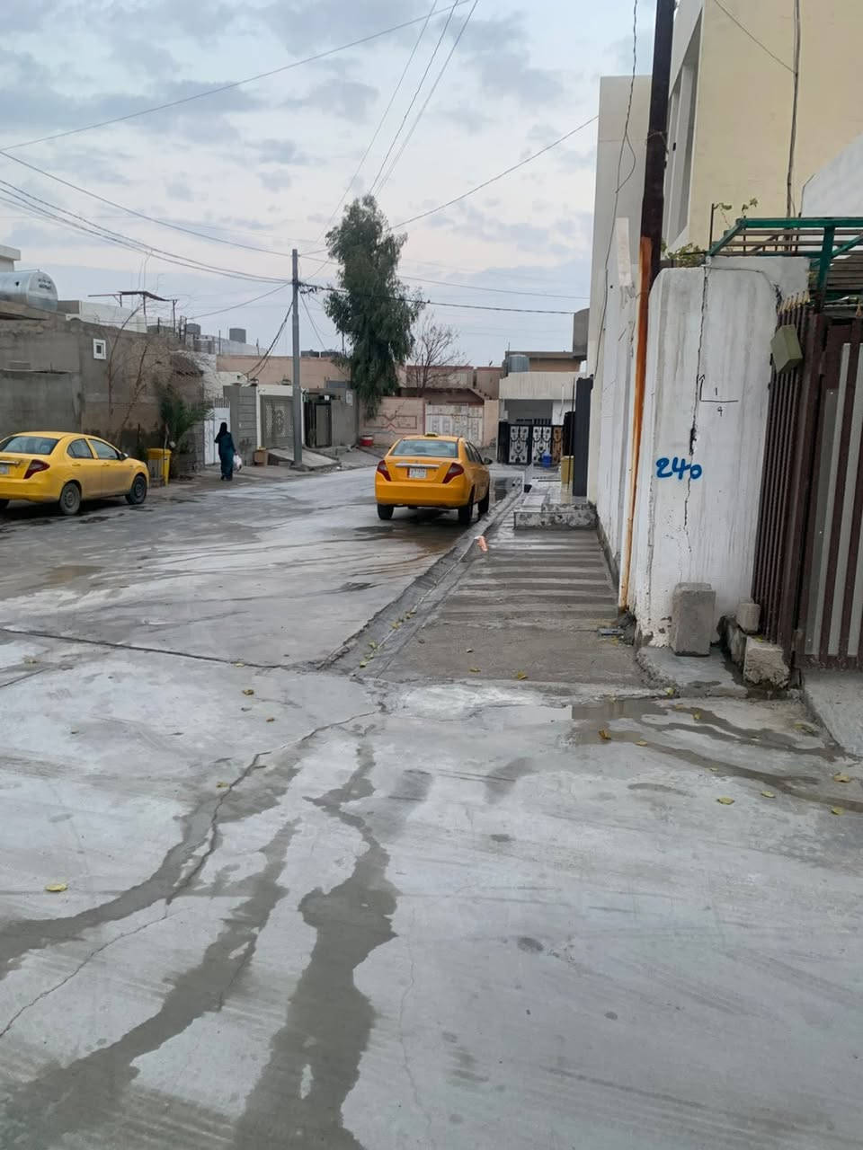 دار تفليش للبيع/كركوك/طريق سونه گولي
                موقع مميز جداً 🔥

المساحة: 140 متر 

لمعرفة السعر والاستفسار الاتصال على الارقام الاتيه:
(***********) اسيا 
‏(***********‏) كورك 
او مراسلتنا على بريد الصفحة

ملاحظة: يمكنكم ارسال الأراضي والبيوت
للأعلان عنها عبر صفحتنا بدون مقابل 
يرجى ارسال:
عنوان المُلك كامل 
بعض الصور للمُلك
سعر المُلك 
عبر الواتساب الخاص بالصفحة (***********)

لزيارة مكتبنا على العنوان الاتي: 
كركوك/سرچنار/فلكة سرچنار
