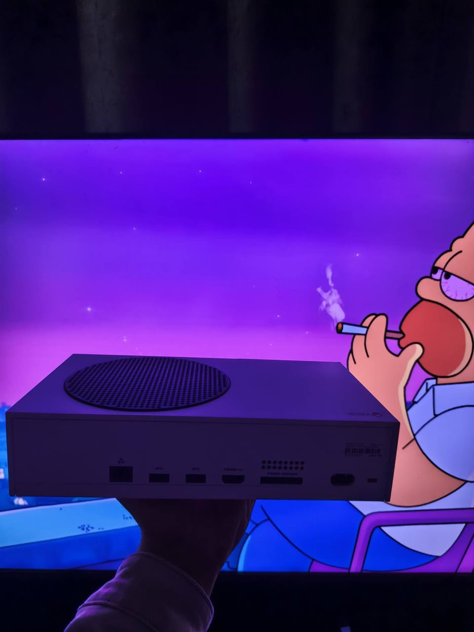 مرحبا شباب سيرس اس
نضيف بشكل كامل ملحقات وياه بطاريه للجوستك 

العاب قويات داخل جهاز 

مكان ناصريه مركز 
300  بيه مجال 

***********
