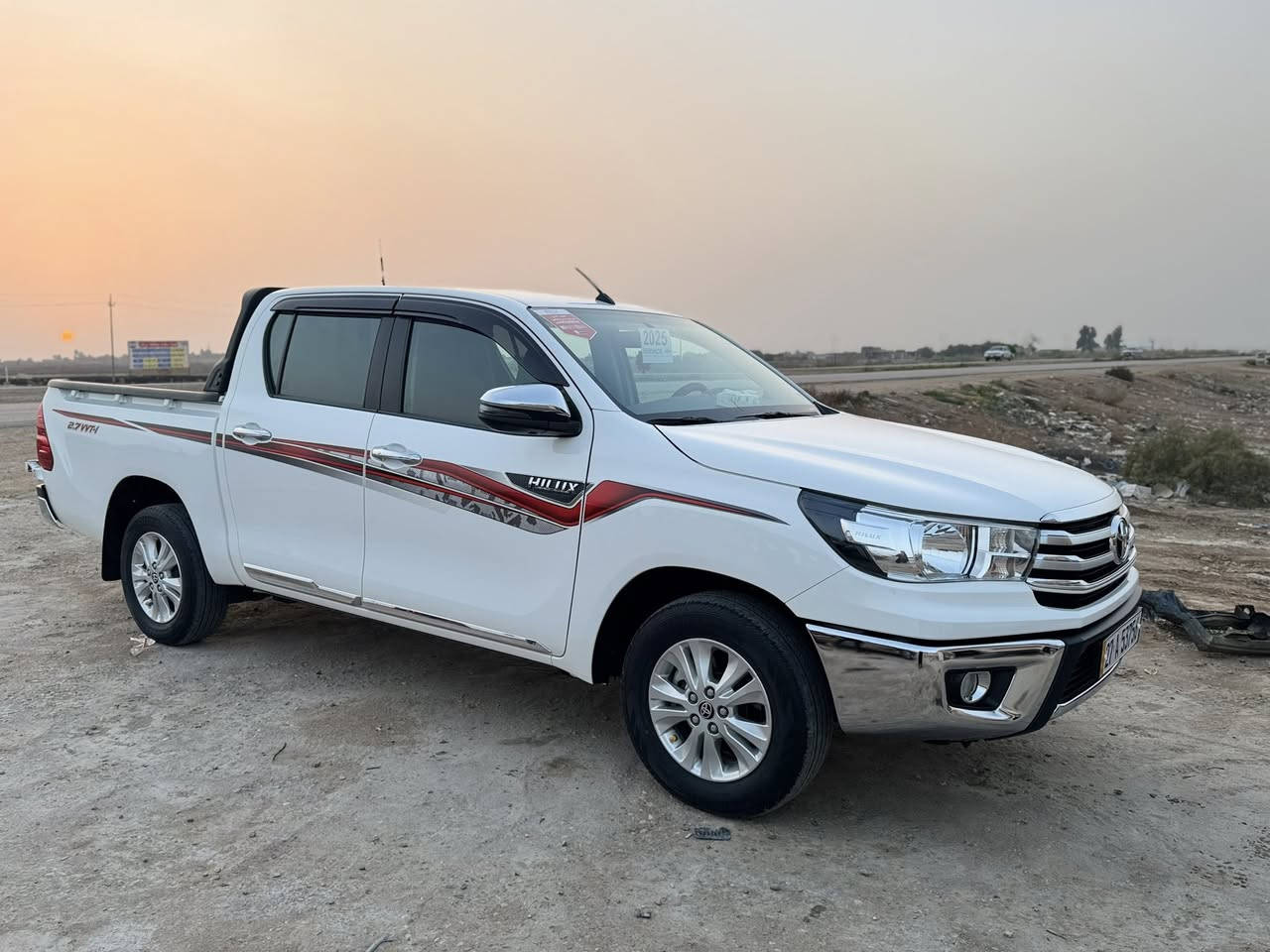 السلام عليكم البيع هالوكس ساس موديل 2025 كفالة عامه وتماتيك فول واحد على واحد ماشيه 40الف حقيقي سيارة كله على وضع الشركه مكانه الناصري الغراف رقم   ***********

