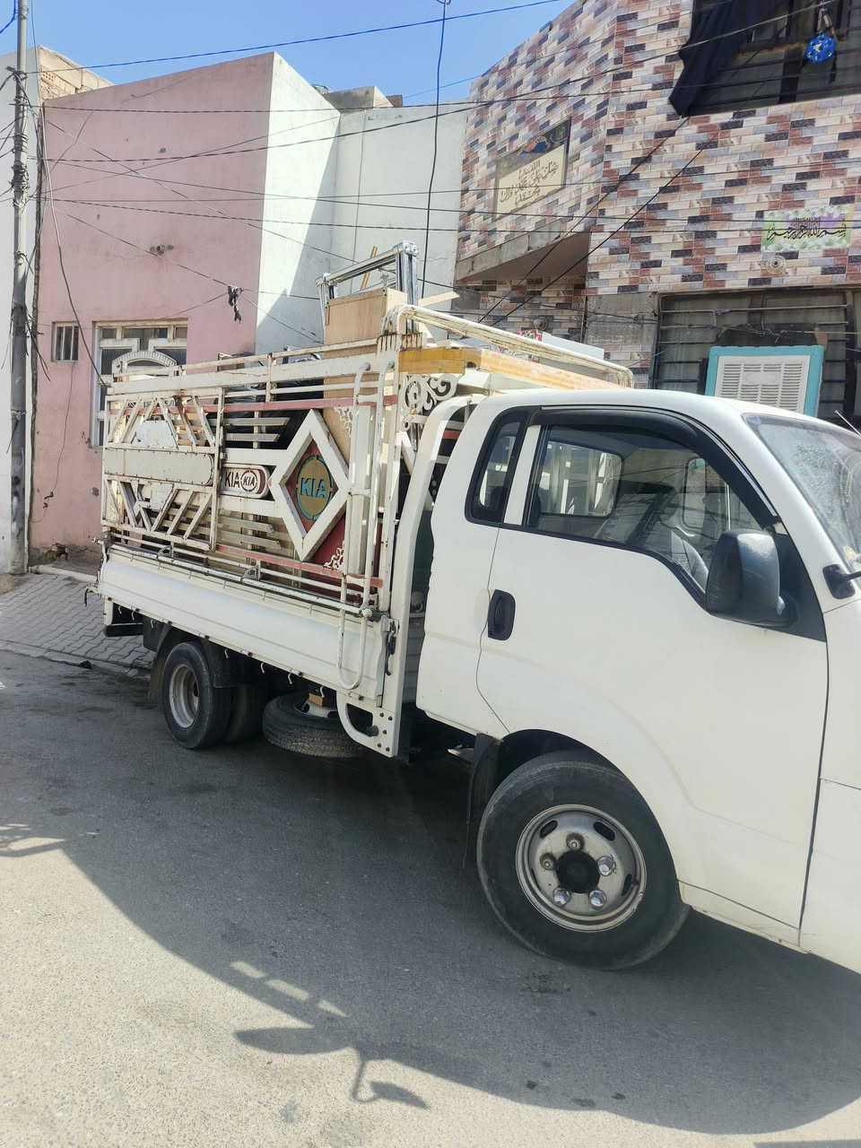 السلام عليكم👋كيه متخصص لنقل الاثاث🧳وتحويلات البيوت🏠 من سياره كيا  داخل  النجف🚛ما عليك غير تتصل وتدلل📱مع ضمان حفظ الاثاث..الي يحتاج يتصل📱🧿اتصال+واتساب+ اتصا ***********
🧿
