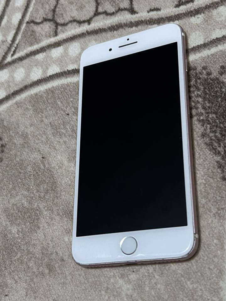 ايفون سفن بلاس مبدل شاشه اصليه فقط الباقي كله شغال بصمه شغاله بطاريه ٨٠فول بل شحن نسه شي اسمه صرف ذ ٣٢ جهاز حيل نضيف للبيع بسعر ٦٥وبي مجال للشراي او مراوس بجهاز آخر حسب لقناعه مكاني ديالي كنعان واتساب فقط ***********
