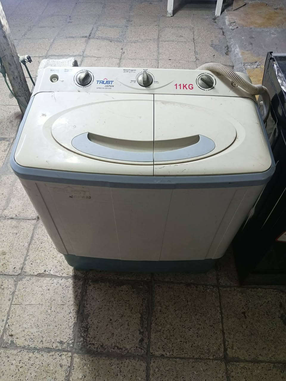 اغراض بيت كلش نضيفات للبيع مابيهم اي ضرركلمن وسعره للاستفسار على الخاص


**إذا كنت صاحب هذا الإعلان وتريد حذفه لأي سبب، رجاءا أرسل رسالة إلى الدعم الفني**