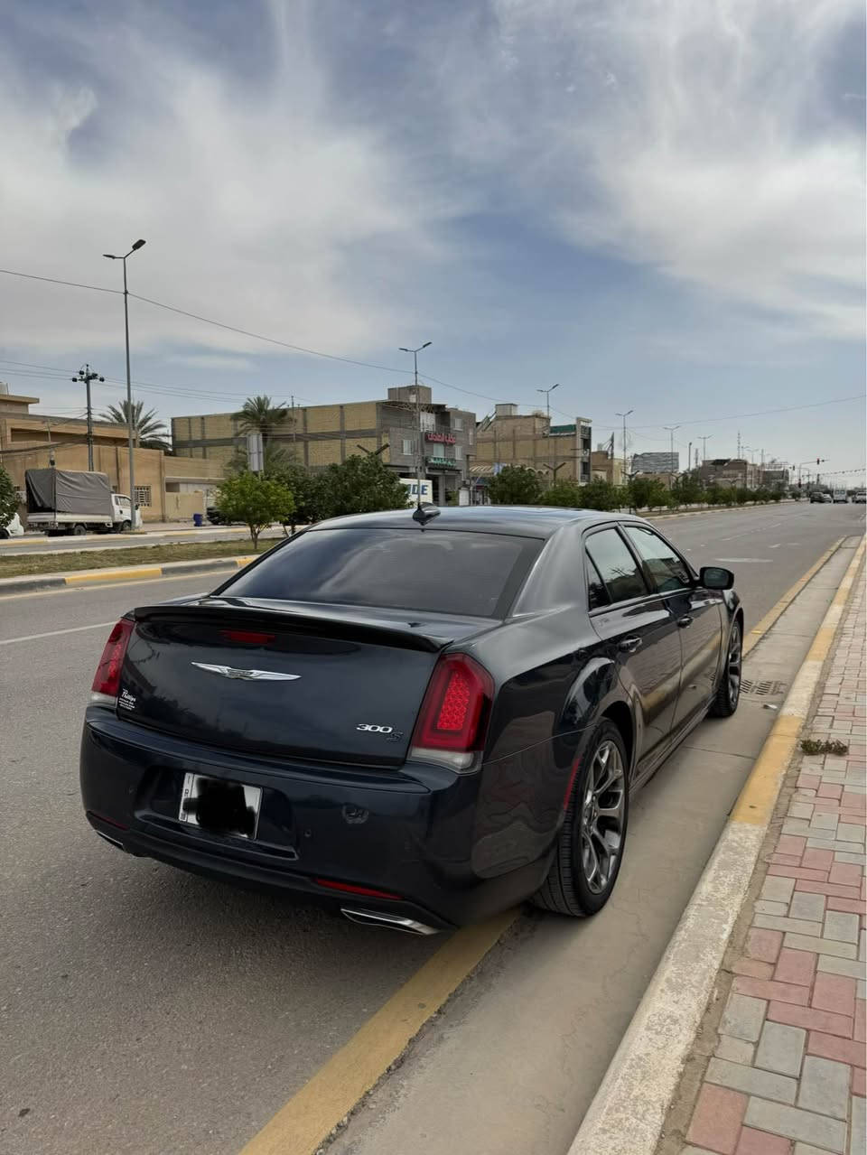 السلام عليكم للبيع اوباما 18 s فول 1/1 مواصفات s رقم كربلاء مميز  ب اسمي ماشيه 95mi مكان السياره كربلاء السعر 235 وبيها مجال قليل السياره بدون ايرباك الحادث خشم البنيد صور الحادث عل خاص لل استفسار *********** كربلاء, العراق

