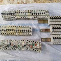 جوزات الوحدة • انكليزي • ابلف