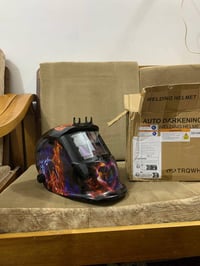 خوذة لحام • شغّالة • شاشتين احتياط