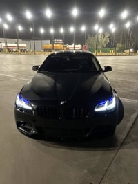 شباب F10   شادلها كير ومكينه صاروخ  قبل  شهر  وعلى ضمان نوزالت تخم بلك...