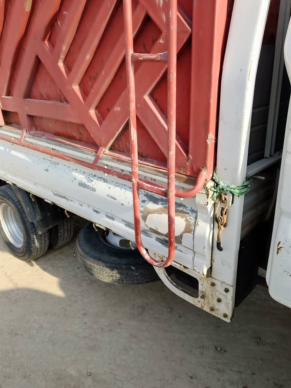 كيه اللبيع فحل موديل ٩ رقم بغداد عنوان يوسفيه بغداد رقمي ***********
