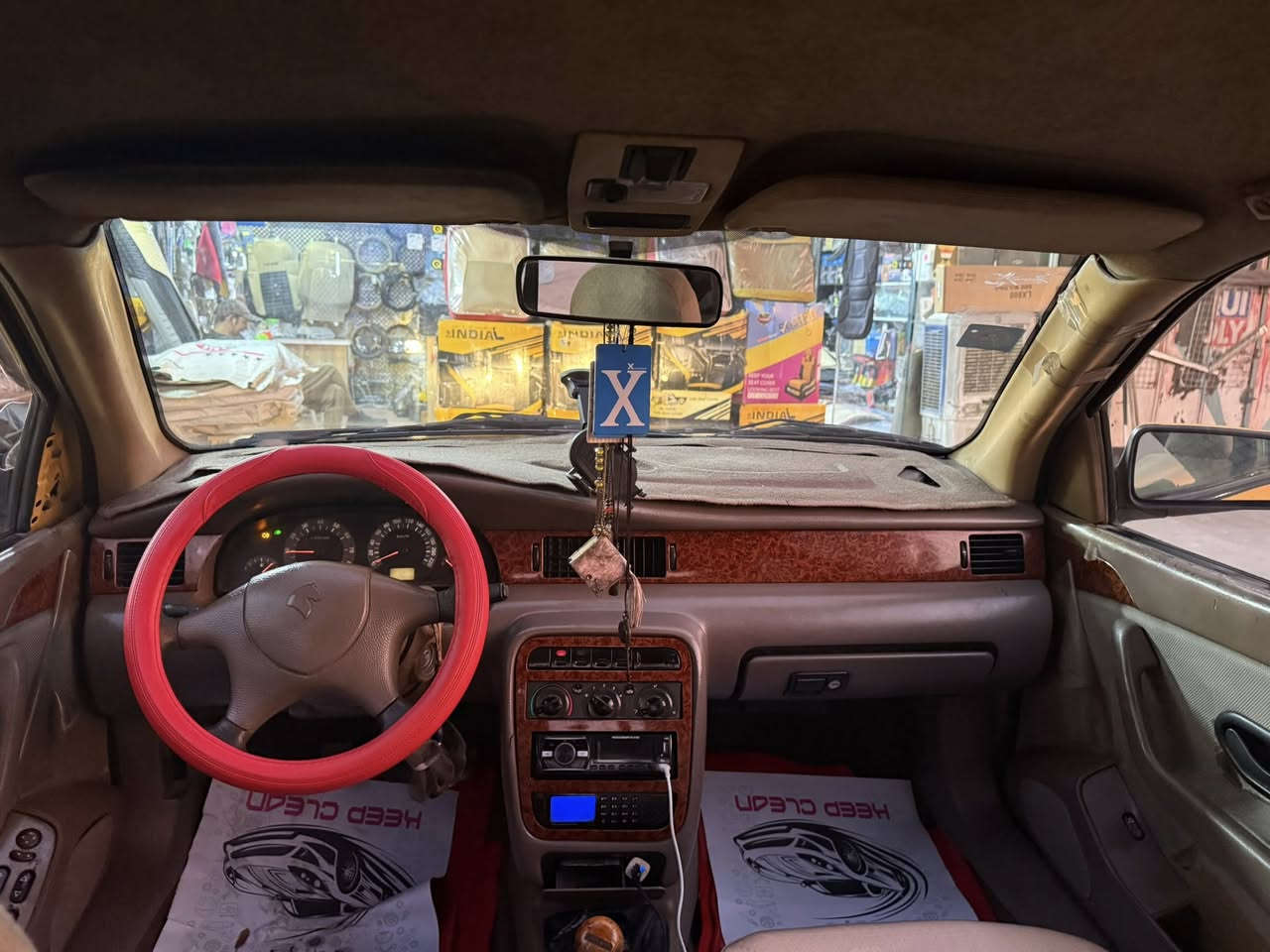 السلام عليكم 
للبيع سمند 2012رقم مميز
السياره بسمي تحويل ثاني يوم مكفوله من الحادث والكص مكينه مجفته جديد 
السعر39ورقه بيه  مجال شي قليل حك الجيه
مكاني بغداد شارع فلسطين 

‭0770 696 6997‬
