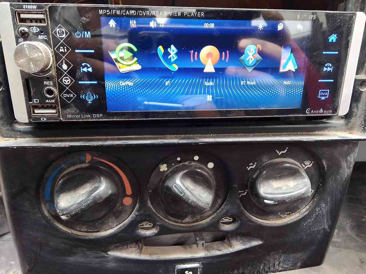 سلام عليكم سايبا مديل 12 
محرك نشط كير حلو كلج جديد باتري جديد لايت جديد حداديه جديده نقص ميزانيه 
مكاني ابي الخصيب وراعيها موجود  
(سعر 12)
 كرمون سياره بيها خياس 
***********
