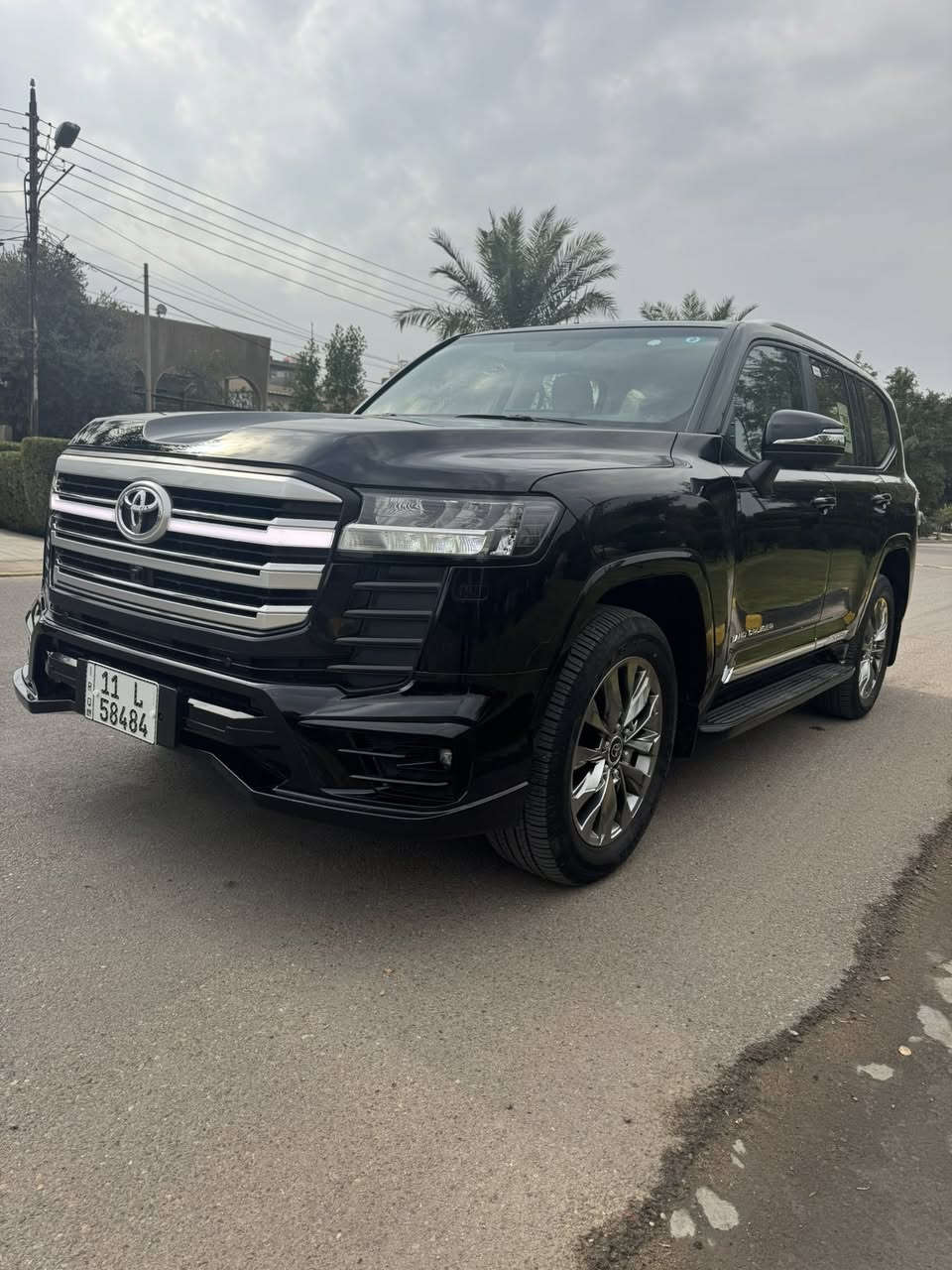 Land cruiser GXR Limited 2024
لاندكروز GXR موديل 2024 زيرو بعدها بريحة الشركة وبسعر مناسب جوه السوك
ماشية الفين فقط مغلفة PPF امريكي اصلي ب 15 ورقة افضل نوعية ضمان 10 سنوات
مكينة 4000 تنفس طبيعي المرغوبة 
السيارة لمتد اصل فول مواصفات ثلاث شاشات تطبيق غراضها وبصماتها كلها موجودة
رقم بغداد سنوية باسمي هزة جديدة تحويل مباشر
السيارة زيرو ومرقمة ومغلفة بالكامل وجاهزة وحتى سونار بيها من بدي كار

السعر مناسب  705 $ وبي مجال 

مكان السيارة بغداد حي الجامعة
*********** غيث الكبيسي
