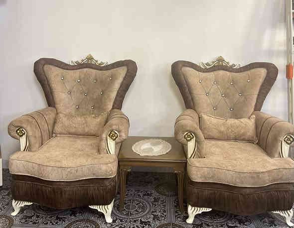 تخم قنفات 10 مقاعد عنوان الدوره سعر 500 
***********
