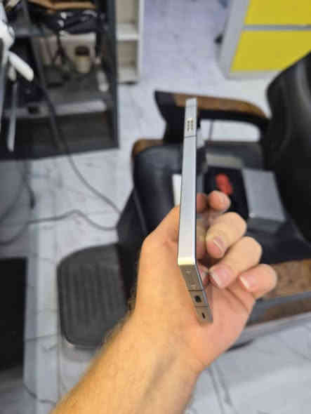 Redmagic 9 Pro Ram 12Gb| | 512Gb

وەکو لۆک وایە 100% خاوێنە کامل ئەشیا  بەشەرتی هەموو شتێک، شەفتی یاری کردنی هەیە زۆر خێرایە بۆ یاریکردن
Battery 6500 mah
Snapdragn 8 gen 3
120 fps pubg

نرخی گونجاو

مشتەریت چات یان تێل بکە
0772 649 80 89
شوێن سلێمانی، گەیاندنیش هەیە السليمانية
