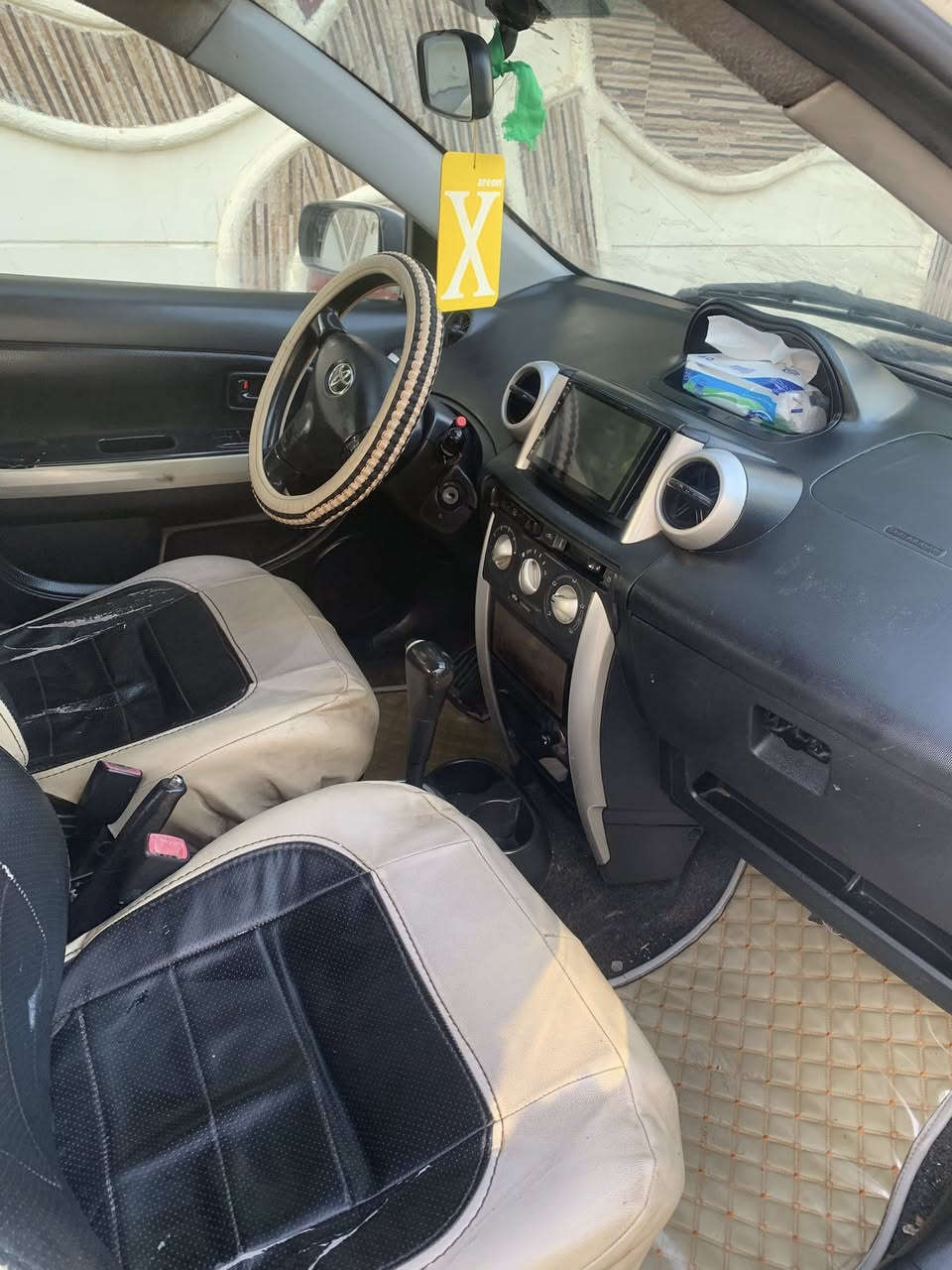 تويوتا كورلا XA ياباني اصل مديل 2004 اصل بأسمي رقم دولي مميز مكينه وكير 1800 كفاله بلاد حداديه جديده تخم تاير جديد ويلكب بلاد كهربائيات كلها شغاله سياره حلوه وبلاديه وما نقصها شي جاهزه شادله دوشمه و شاشه سياره مكفوله من الضربه و التبديل فقط بيها مداكر اماميه صبغ باقي كفاله ع لبلاد العنوان بصره السعر 63 وبيها مجال للشراي للبيع او مراوس هـ***********
