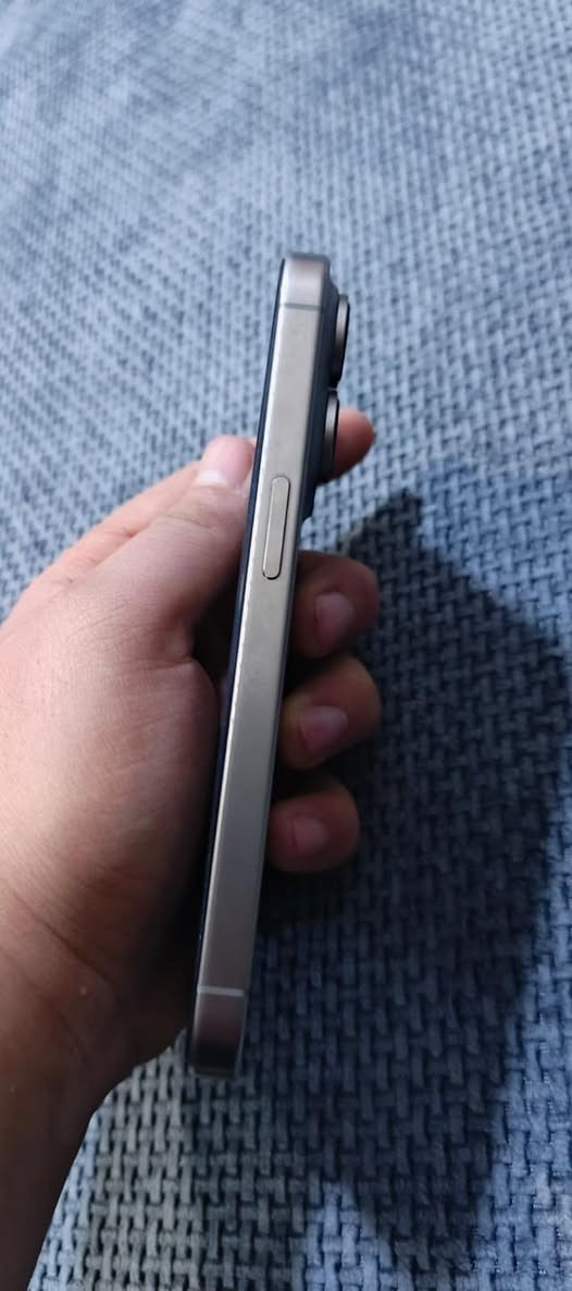 السلام عليكم ايفون 15برو فقط  ذاكره 256 دبل سيم بطاريه 90 مبدل شاشه مال تفليش شرط يعني من جهاز على جهاز  نضافه فول السعر 625 وبي مجال


**إذا كنت صاحب هذا الإعلان وتريد حذفه لأي سبب، رجاءا أرسل رسالة إلى الدعم الفني**