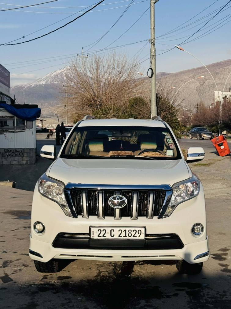 پرادوو موديل ٢٠١١ شگل گوراو بو ٢٠١٦ بئ سبغ و بئ تعديل   غازو به نزين سيسته م غازي ايطالي بو دانراوه 
ره قه م و سه نه وي نوئ  چوار تايه نوئ يه لو به ستراوه گيرو مه كينه بئ عه يب و به شه رت 
*********** سوران, أربيل
