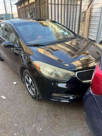 🚗 للبيع – كيا فورتي 2014 وارد أمريكي 🇺🇸 ✅ الموديل: 2014 ✅ المحرك: 2000...