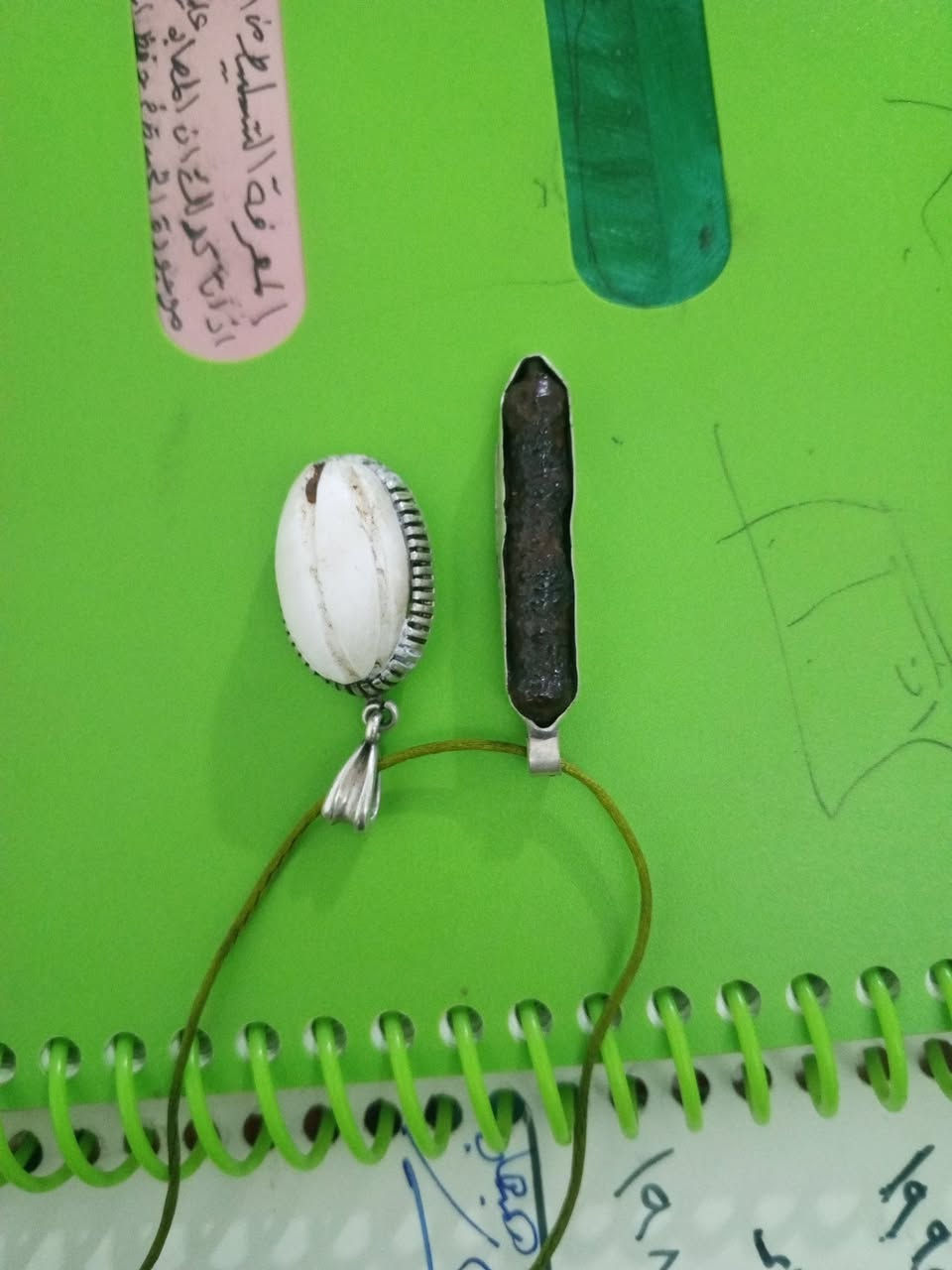 سلام عليكم هبهاب وعطف ثنينهم ملاكط قديم وبيهم طاقه روحانيه قويه ومصيوغات فضه ثقيله للبيع سعرهم 150


**إذا كنت صاحب هذا الإعلان وتريد حذفه لأي سبب، رجاءا أرسل رسالة إلى الدعم الفني**