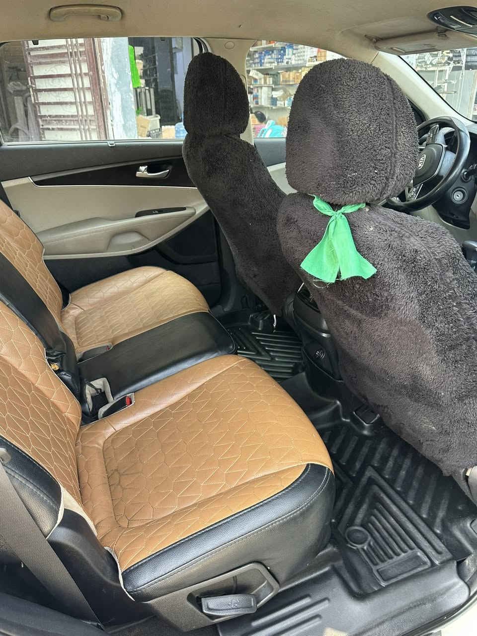 السلام عليك سورنتو مديل 20
اربع سلندر 5 راكب السياره مكفوله مفاله عامه المكان بغداد ***********
