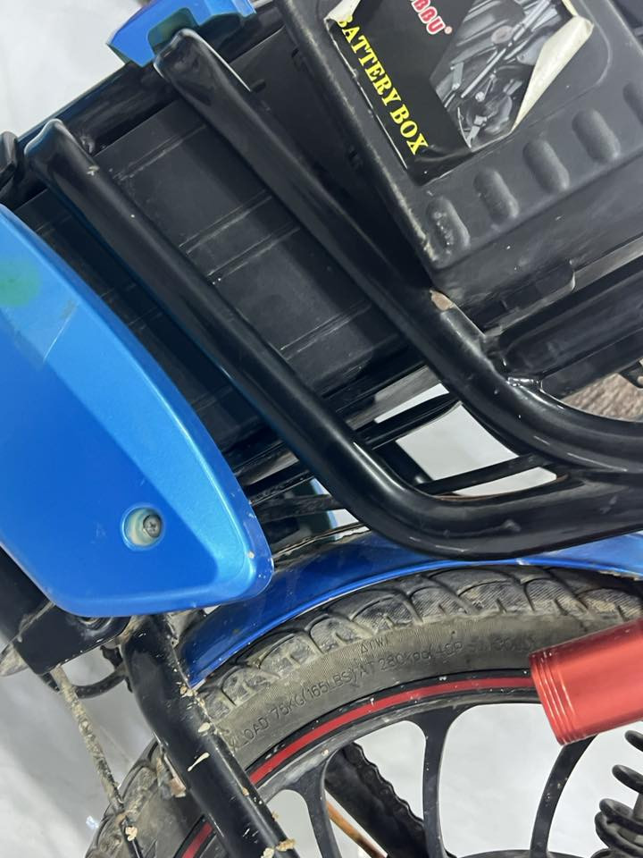 يالله السلام عليكم للبيع بسعر مناسب للاستفسار ‭0776 510 0731‬
