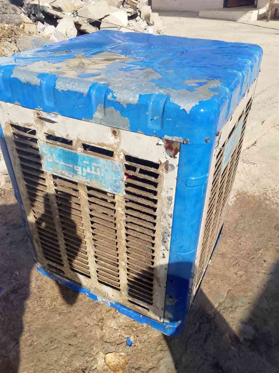 گشر مبردة واحد ونص نظيف 
25فقل
***********
ايسر الموصل قرب سومر
