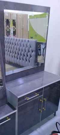 غرفه نوم • ٥ قطع • بلا عيوب