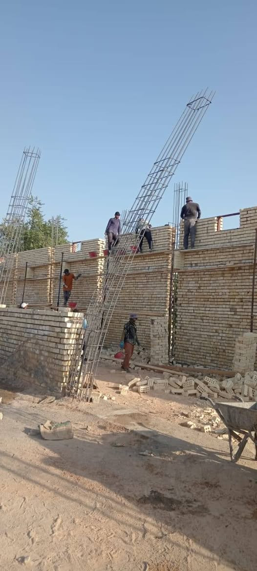 سلام عليكم خلفات بناء درجه اولى نشر قلب  شرط استلام مهندس  شغل مستمر مو يوم ويوم )(***********
