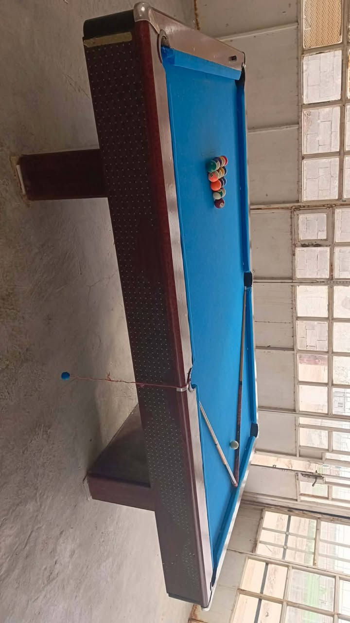 ميز بليارد للبيع
(ويركه) 
بعده جديد 
الموقع الرمادي ناحيه اليرموك زنكوره سابقا
اتصل ع رقم ***********
