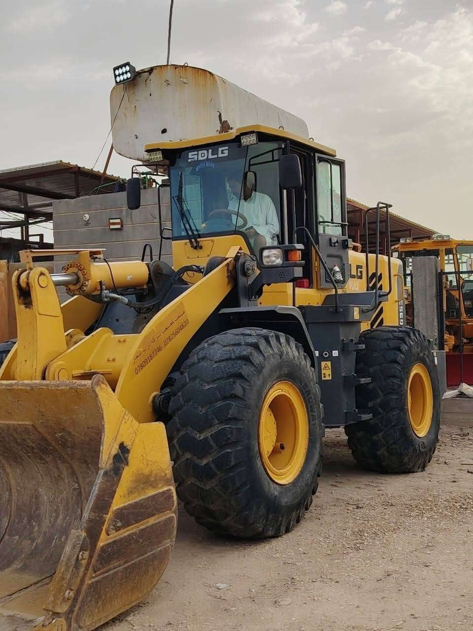 عل بركت الله شفل صيني حجم LG953. عل وضع شركه موديل 2021 مشتغل 4الف تايرات شركه رقم قادسيه بسمي لاستفسار ***********
