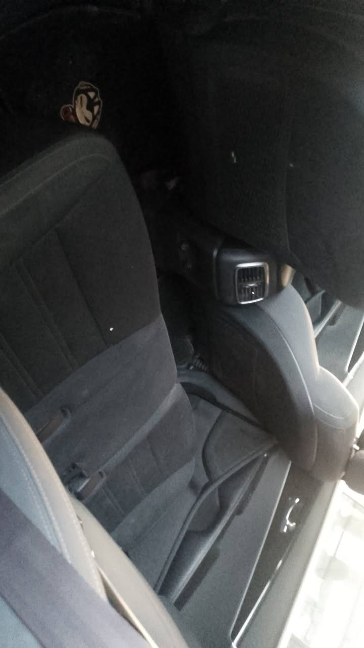 سورنتو موديل 2016 وارد امريكا كفاله عامه رقم واسط انكليزي سعره 162وبيه مجال هاذه رقمي ***********
