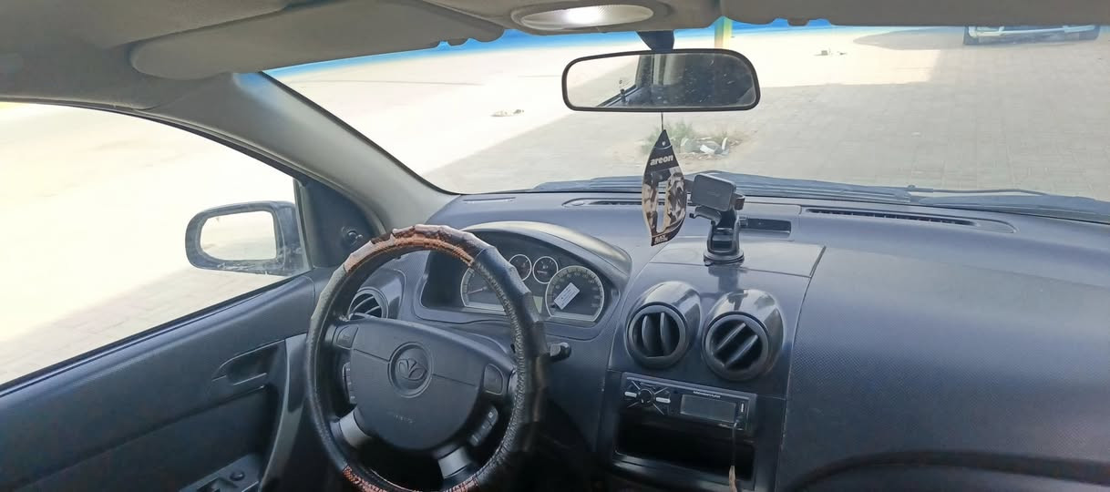 سلام عليكم 
افيو مديل ١٥
محرك 1600 وكير  مكفولات 
تبريد تدفئه  تخم تاير كهربائيات كله مكفوله 
اربع جام كهربائيه 
كير اوتماتيك 
السعر 58 
رقم التليفون 
***********
