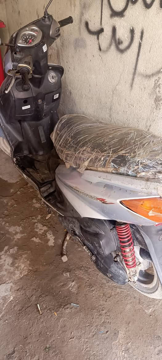 السلام عليكم سكنس نثيه ١٤٠جاهزه سلف وهندر سعرها ٦٠٠ ألف مدينه الصدر ***********
