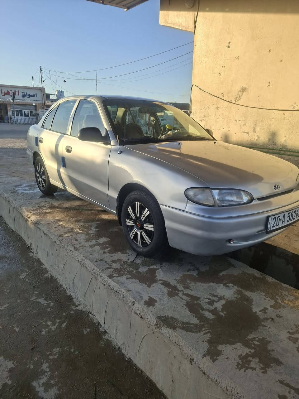 اكسنت موديل 94 سياره جديده خير من الله تخم تاير باتري جديد سنويه جديده مصبوغه للجماليه فقط بدون ضربه سعر ٣٣ ***********
