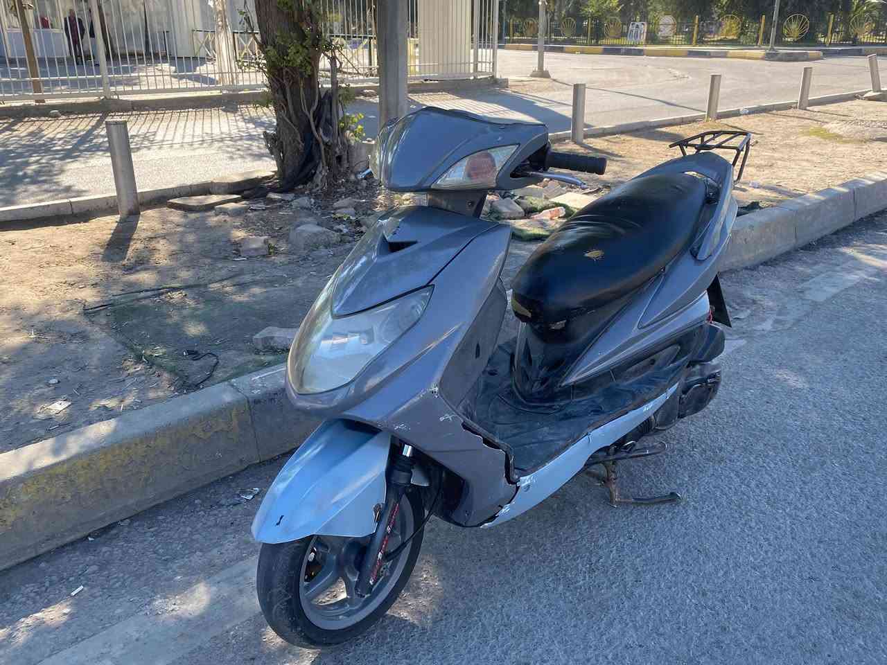 سلاام عليكم دراجه سكنس فحل كابريتر دراجه نضيفه مثل ماوضح بل صوره دراجه نكره بكل وقت سلف وهندر سعر ٦٥٠ وبيهه مجال مكان بغداد البلديات ***********
