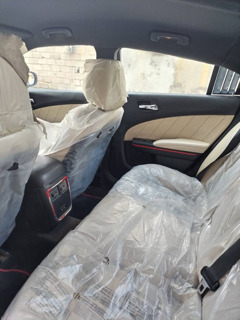 السلام عليكم يالله البيع جارجر15 اصال السونار. موجود تفاصيل موجودة مكينه. 3600.نظيفه..الكير. نظيف. السياره ناعمه.فول.عده الفتحه. ***********. *********** والسيارة. بل محموديه رقم السياره بغداد الكليزي تحياتي للجميع. بل توفيق.
