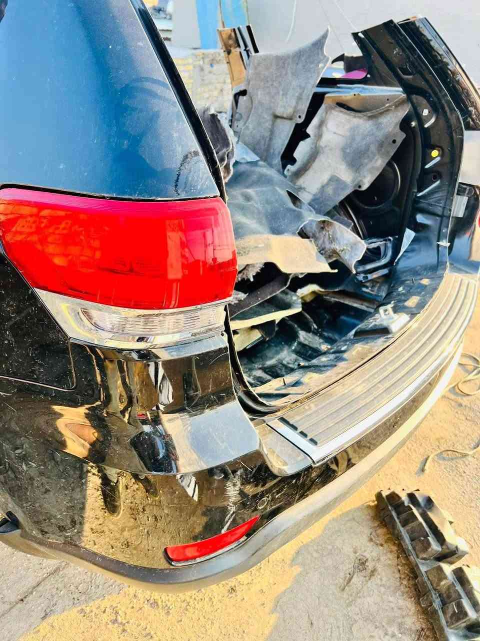 #تفصيخ دوج دورنكو ٢١ ابيض بوليسي 

متوفر محركات شرط الضمان ونضافه ١٠٠٪
متوفر ادوات جارجر اوباما جيب 
متوفر حداديه كامله( فور ويل) (تو ويل ) جيب دورنكو جارجر اوباما 
متوفر گصات كامله للسيارات الامريكيه 

موقعنه بغداد ساحة الطيران الفرع الثاني ثالث محل 
***********
***********
