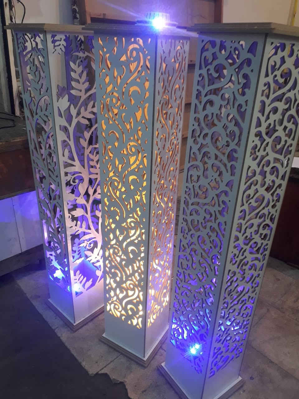 السلام عليكم تيبل لمب نقش سين سي شغل درجة اولى العنوان حي فلسطين للاستفسار الاتصال  ***********
